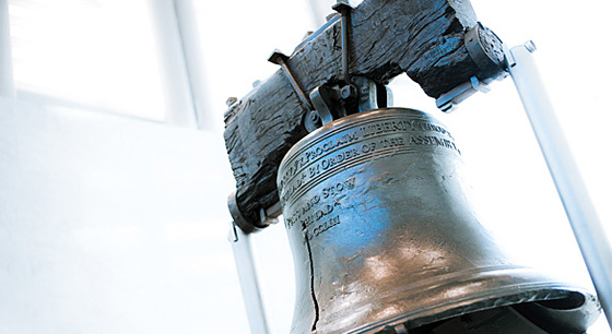 Travel to the Liberty Bell in Philadelphia