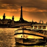 Romantic Paris by Boat