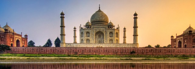 Backpacking the Taj Mahal
