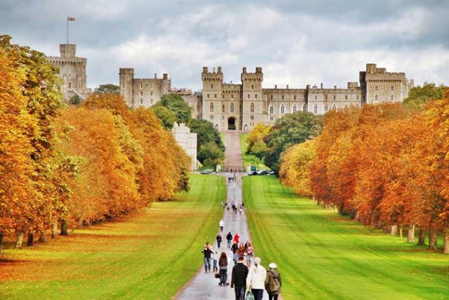 Travel Outside of London to Windor Castle, Windsor