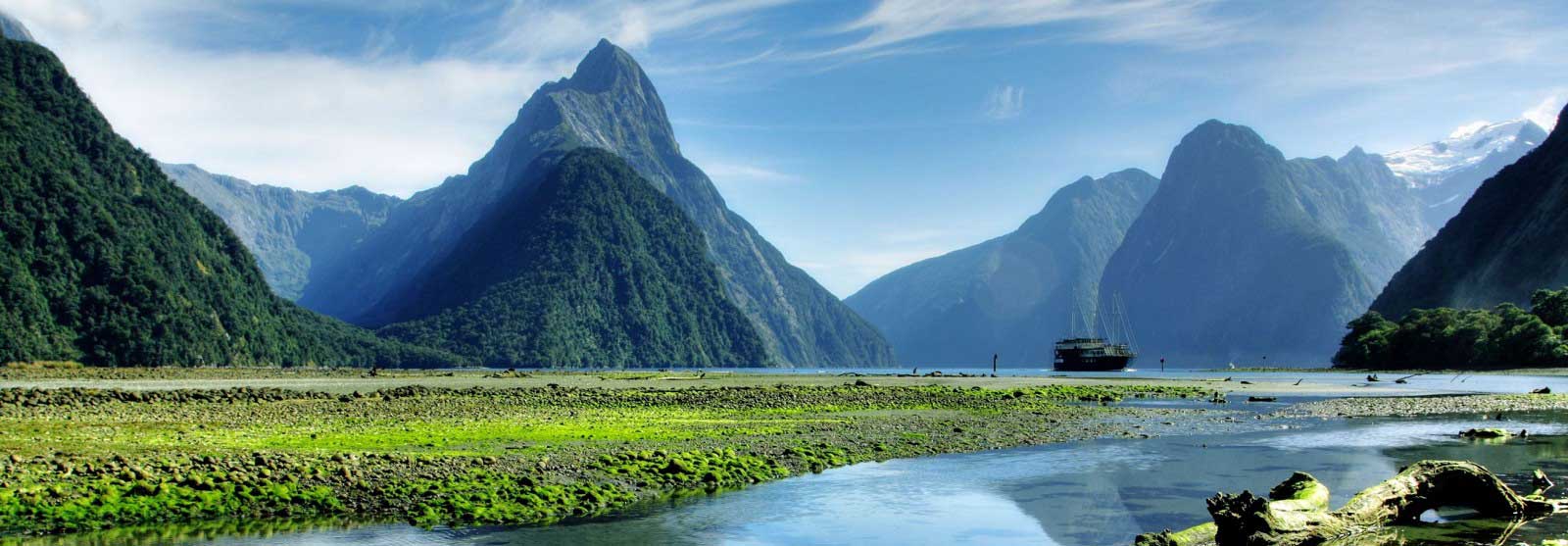 Explore Milford Sound On Your New Zealand Backpacking Odyssey